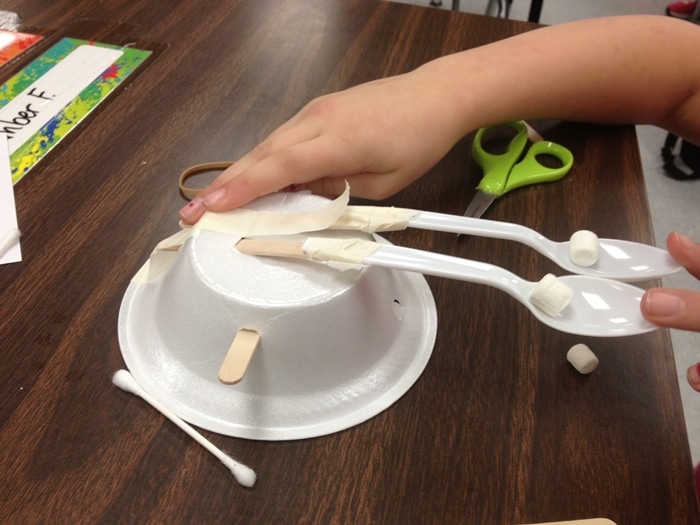 24 Elementary Force and Motion Experiments and Activities -Create catapults to explore how to make simple machines